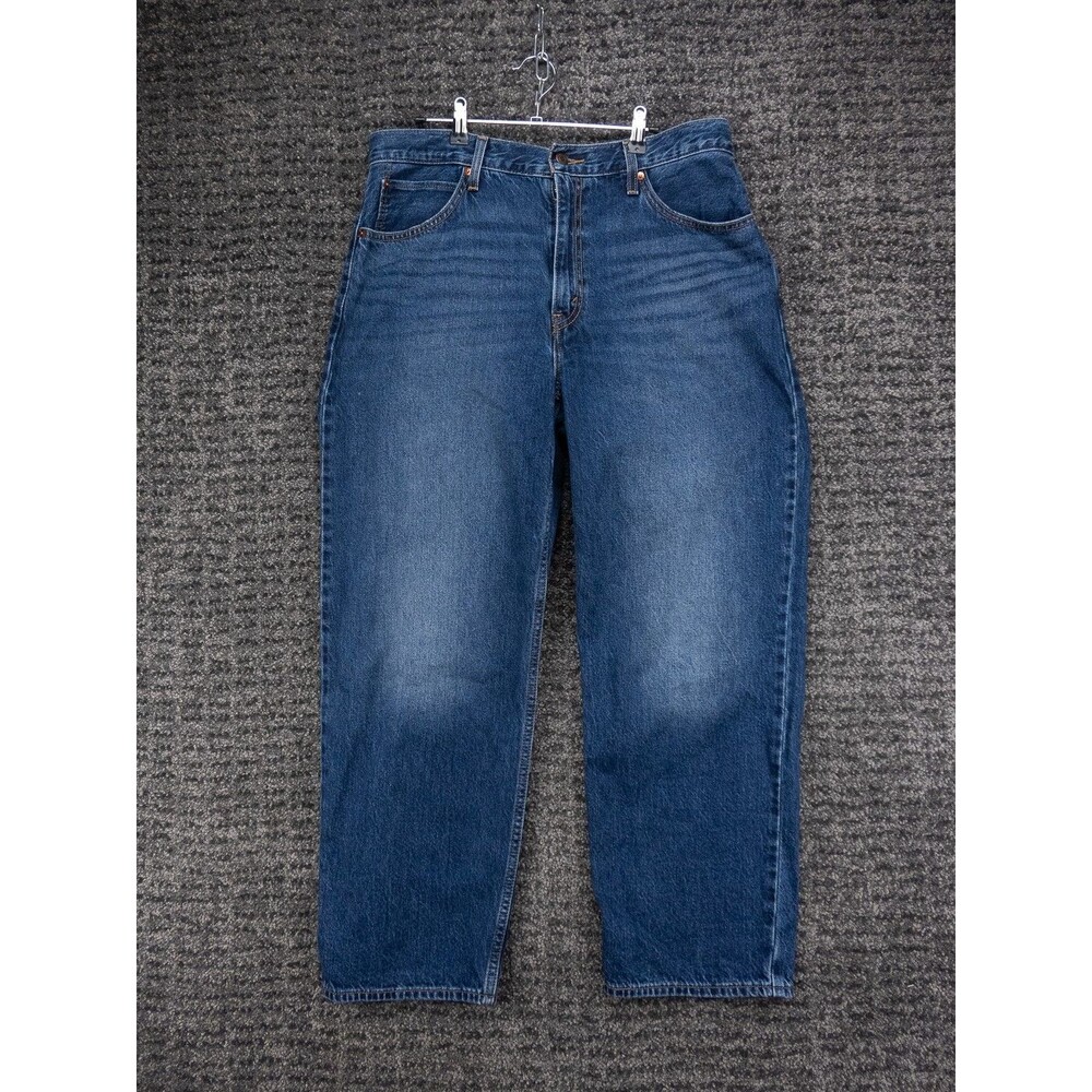 Levis Premium Dad Jeans Womens 32 Actual 35x29.5 Blue Relaxed Baggy Distressed